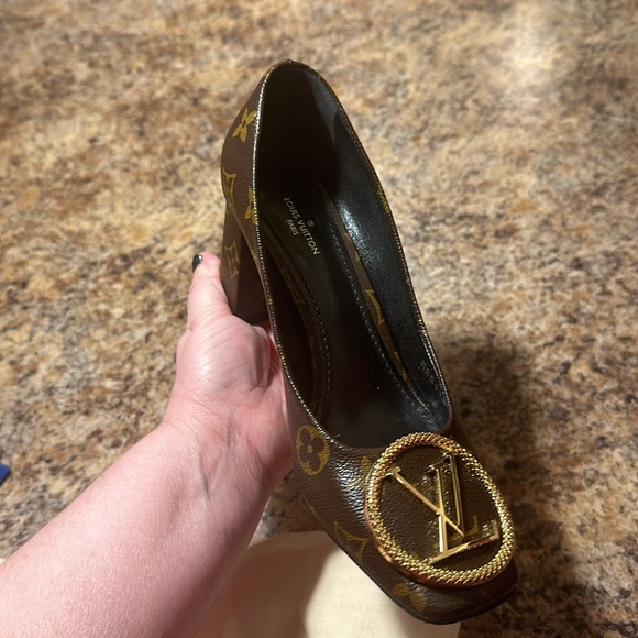 Too big for me - Picture 2 of 3